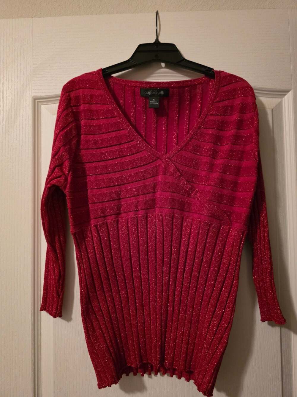 August Silk Red Metallic Glitter V-Neck Ribbed Pullover Sweater XL